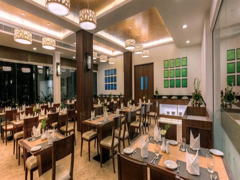 Confluence Banquets And Resort Mahabalipuram Extérieur photo