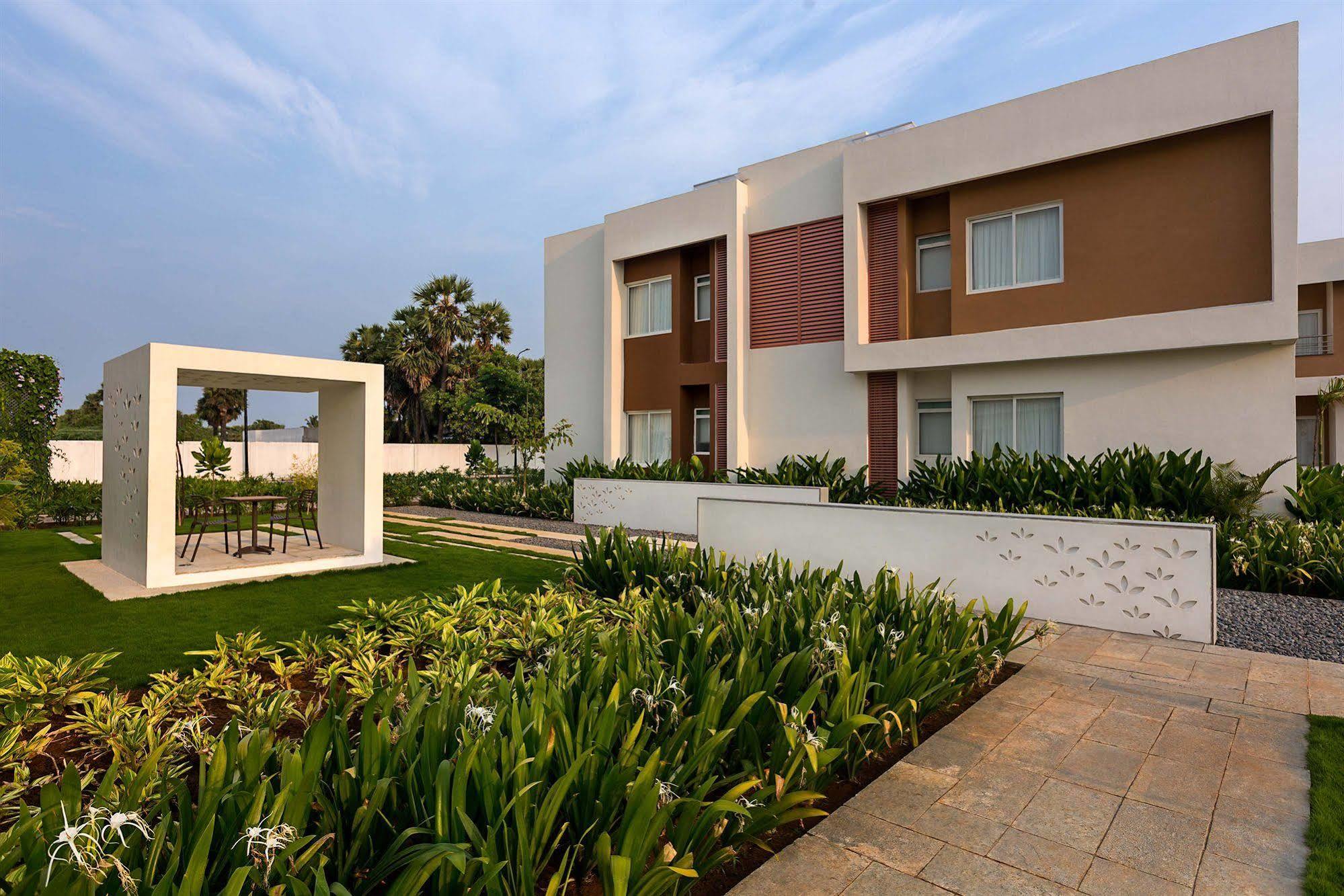 Confluence Banquets And Resort Mahabalipuram Extérieur photo