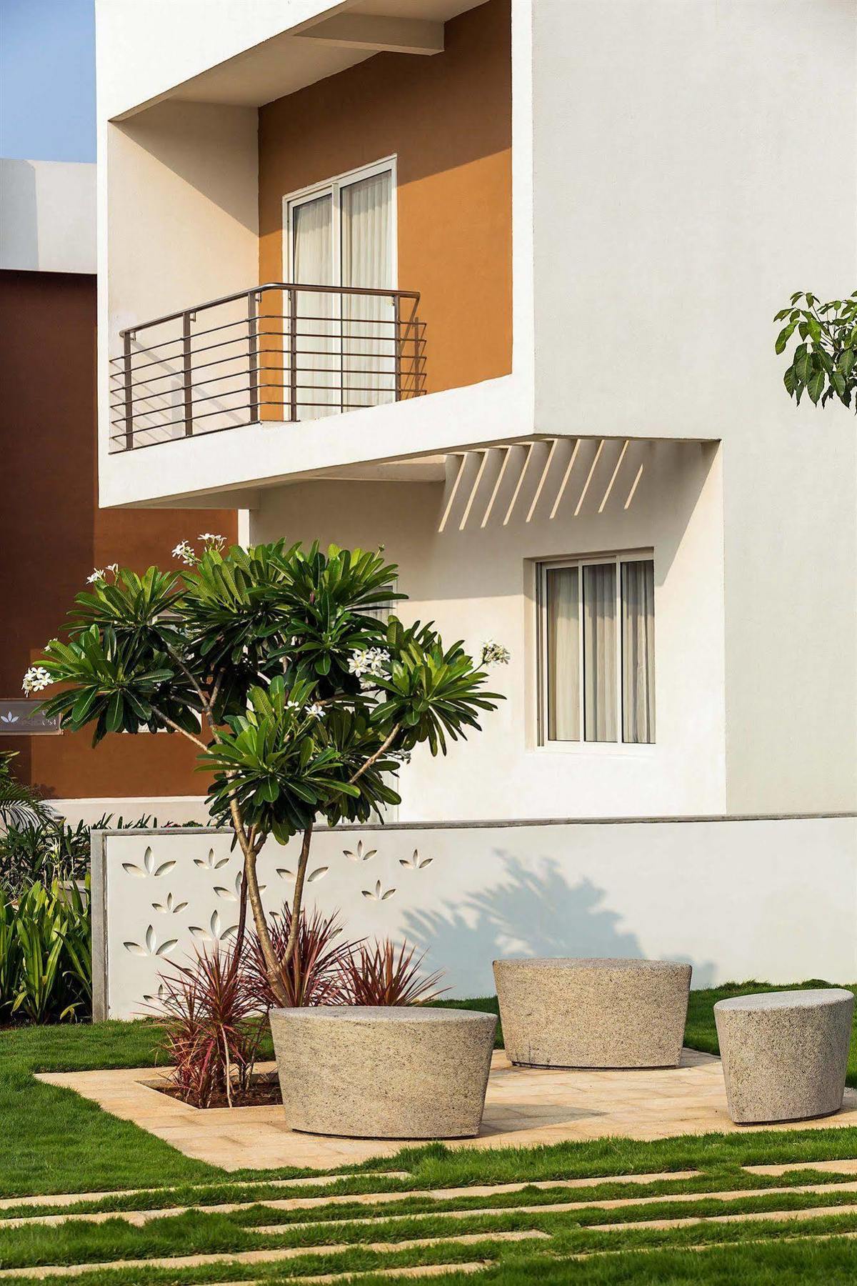 Confluence Banquets And Resort Mahabalipuram Extérieur photo