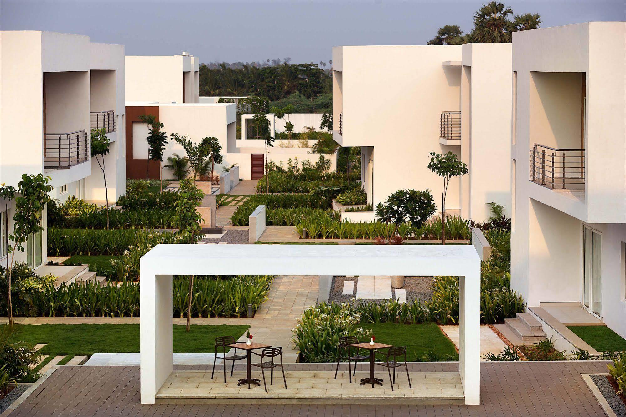 Confluence Banquets And Resort Mahabalipuram Extérieur photo