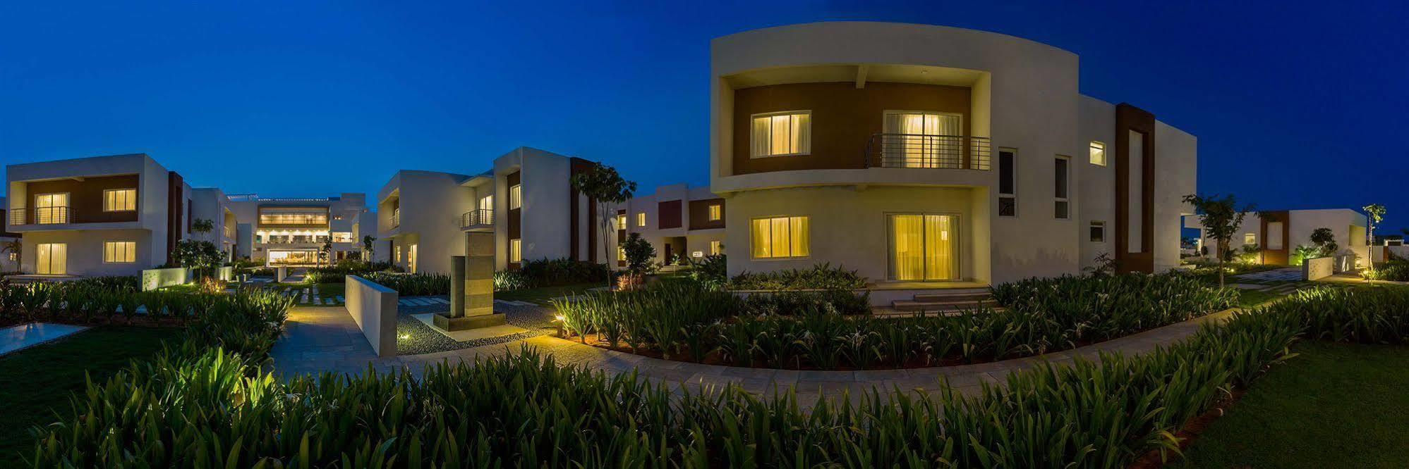 Confluence Banquets And Resort Mahabalipuram Extérieur photo