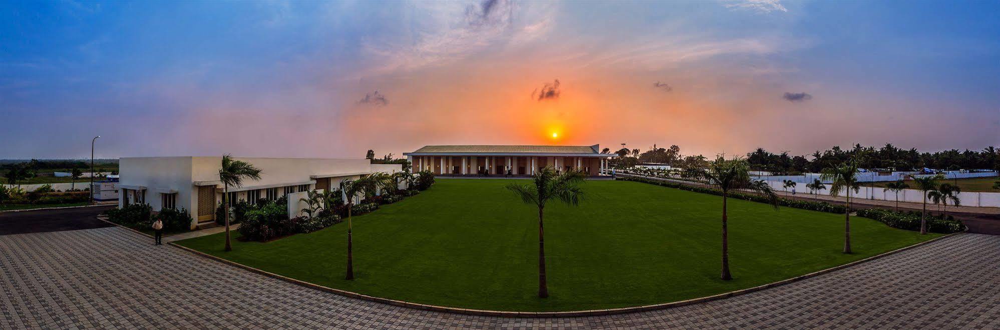 Confluence Banquets And Resort Mahabalipuram Extérieur photo
