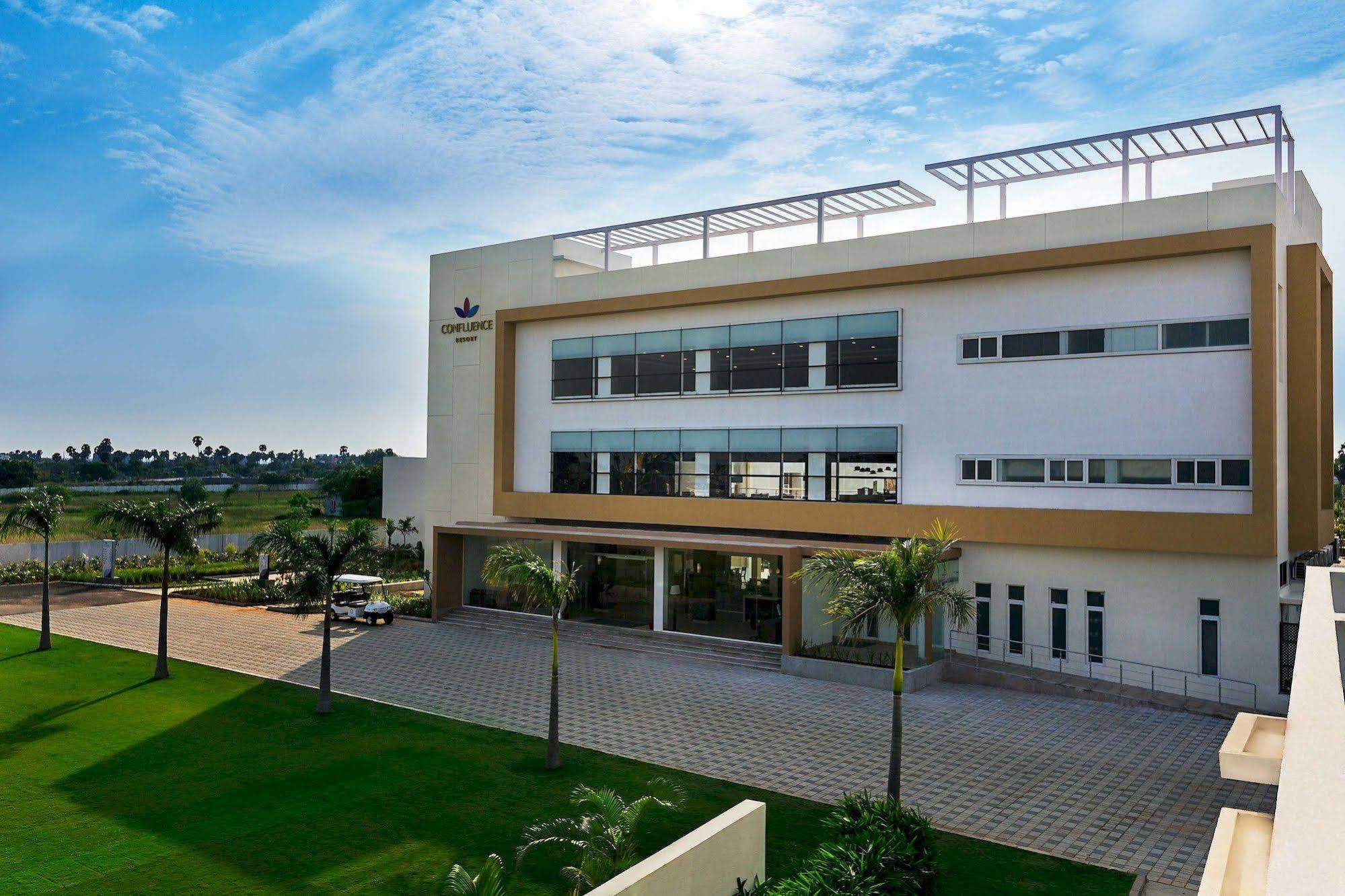Confluence Banquets And Resort Mahabalipuram Extérieur photo